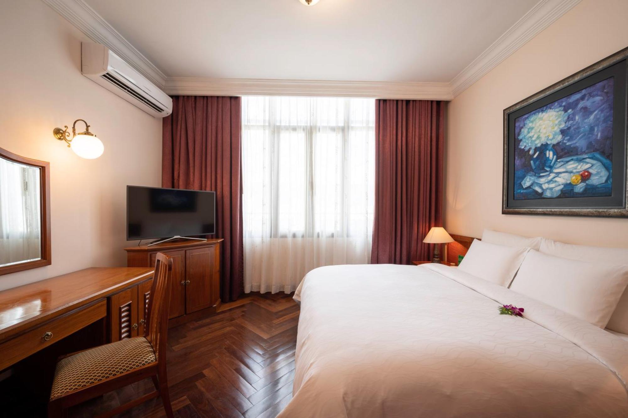 Century Suite